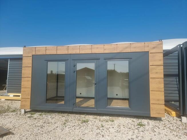 Sprzedam pawilon usługowy 3,2m x 6m