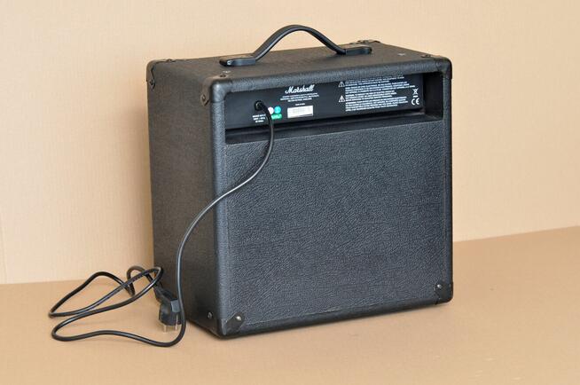 Wzmacniacz basowy Marshall combo MB15 - Stan prawie jak nowy