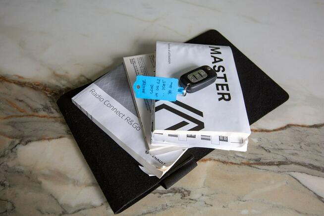 Renault Master L2H2 2.3 DCI furgon 3szt. do wyboru