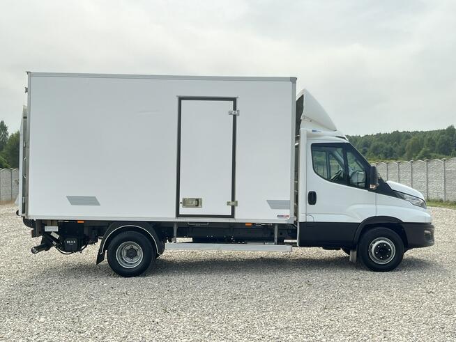 Iveco Daily 70C18 Winda-1_tona Izoterma-Kontener 8-pal 3.0/180KM ładowność-3850kg