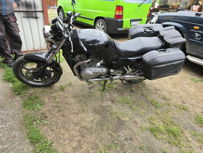 Suzuki 800