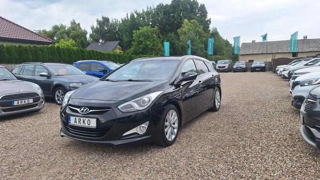 Hyundai i40 Premium, ksenon, navi, skóra