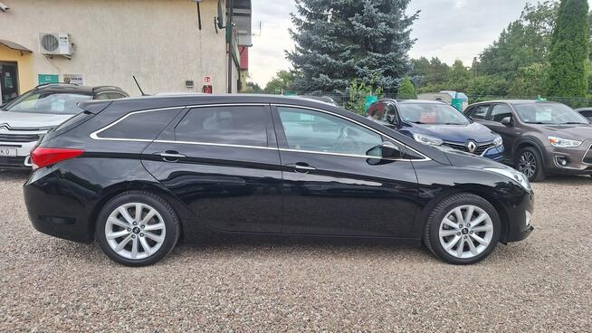 Hyundai i40 Premium, ksenon, navi, skóra