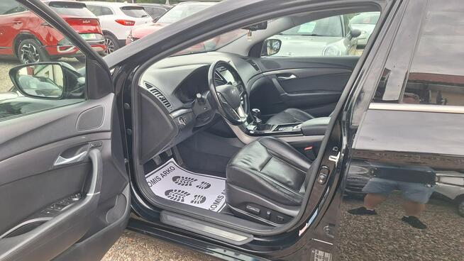 Hyundai i40 Premium, ksenon, navi, skóra