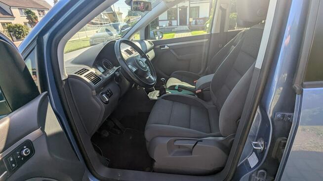 VOLKSWAGEN TOURAN 1.4 TSI 140 KM Comfortline (2013) – Zadbany