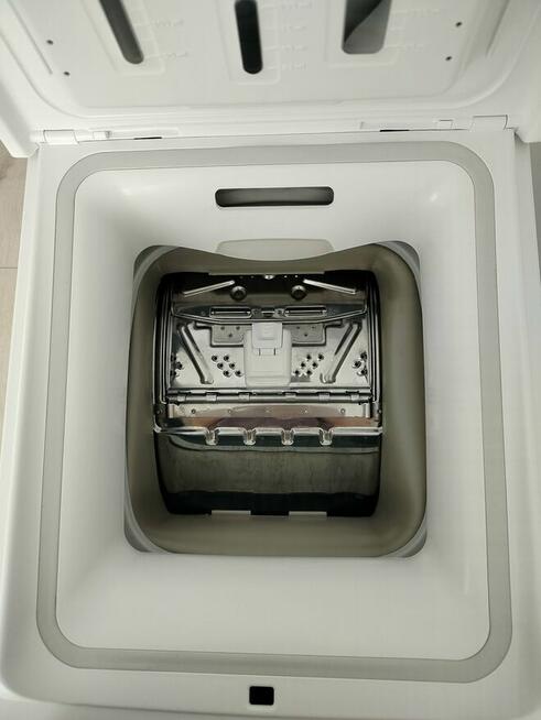 NOWA Pralka Whirlpool