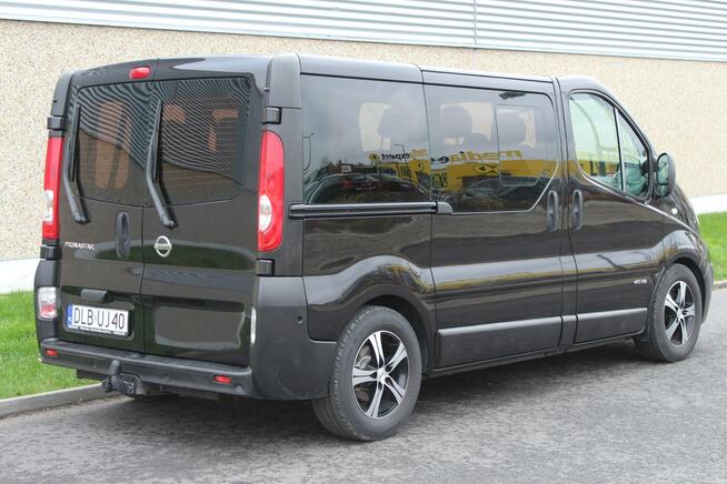 Nissan Primastar DCi 115 KM Mały Przebieg 90 tys km 3 x klima 9 osobowy