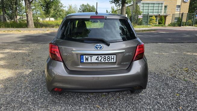 Toyota Yaris 1.5 HSD 100KM Kamera Serwisowany 2xKoła Ładny Stan