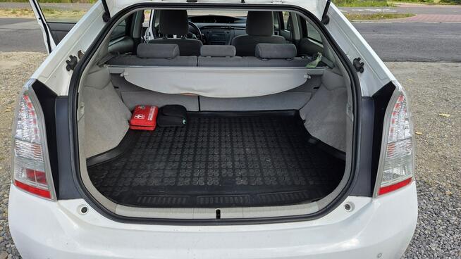 Toyota Prius 1.8 HSD Salon PL NIE Taxi Przebieg Oryginał PDC Hand Free