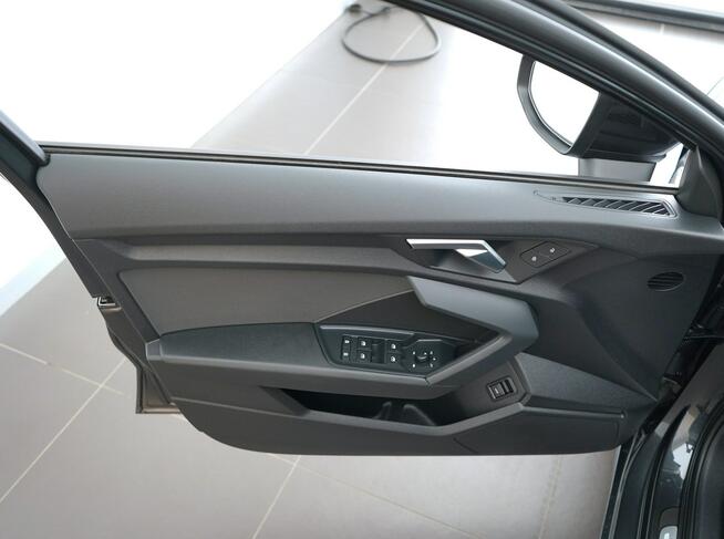 Audi A3 30 TDI 116KM TempomatACC Hak Ambiente VirtualPlus
