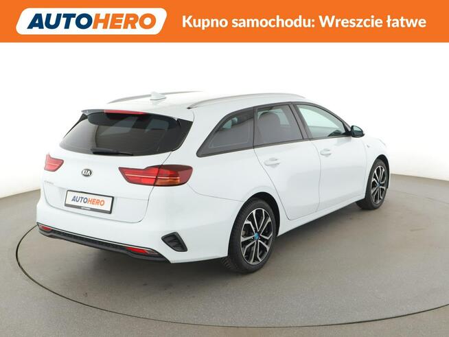 Kia Cee'd kamera navi led auto klima asystenci tempomat