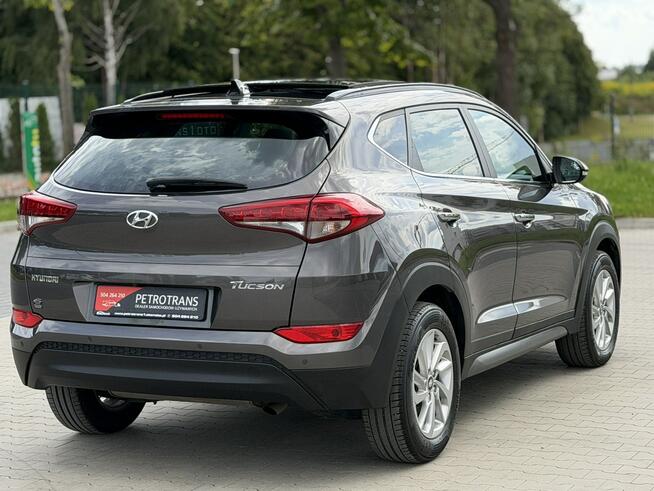 Hyundai Tucson 1.7 CRDI / 116KM LED Nawigacja Kamera Panorama Asystenty Skóra Grzana