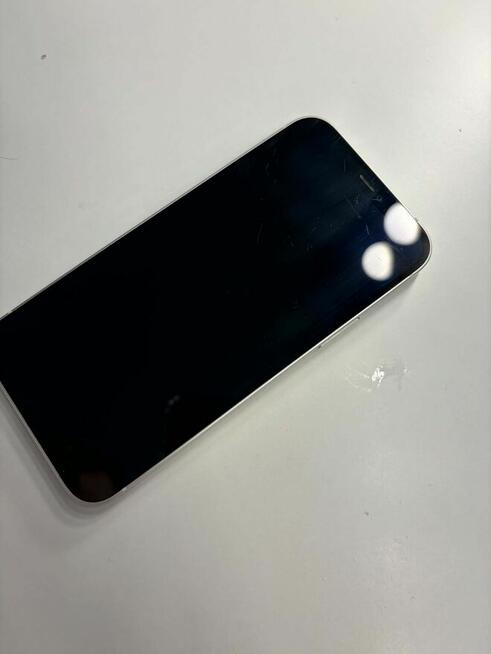 iPhone 12 plus dodatki