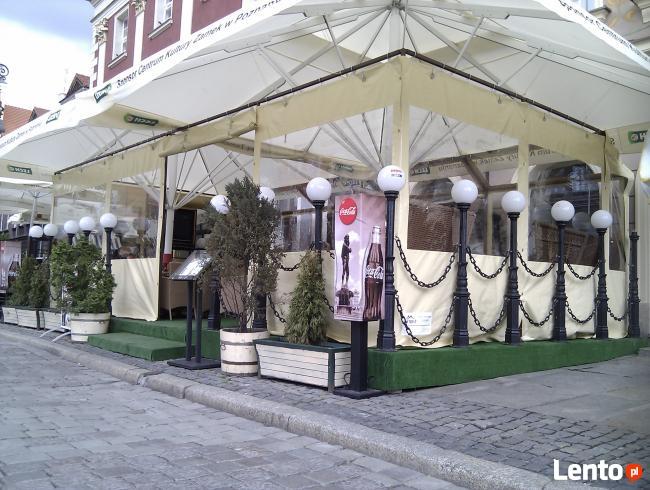 Taras balkon weranda zabudowa plandekowa z szybą