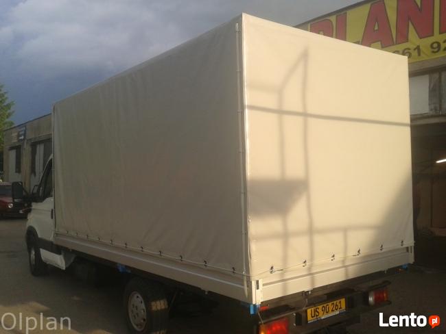 Plandeka z nadrukiem, reklama drukowana i malowana.