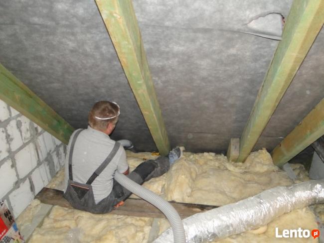Docieplanie granulatem - wdmuchiwanie celulozy od wewnątrz