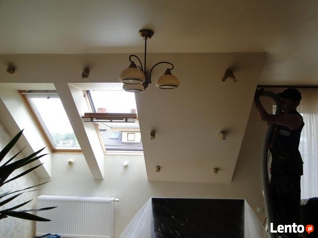 Docieplanie poddaszy, stropodachów - metodą wdmuchiwania