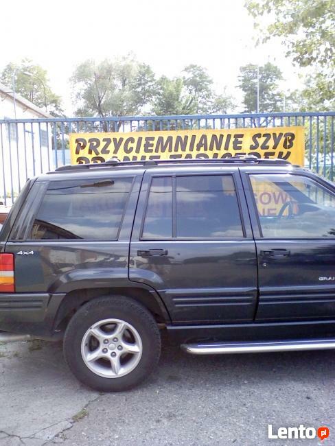 przyciemnianie szyb oklejanie foliowanie szyb okien