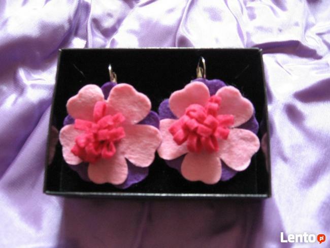 Piękne Kolczyki z filcu