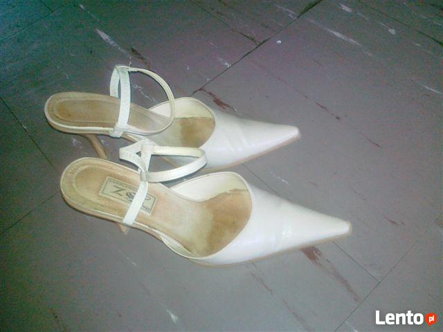 Piaskowe czółenka rozm.37