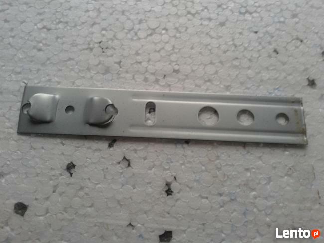 Kotwy, blachy, śruby, dyble do montażu okien PCV