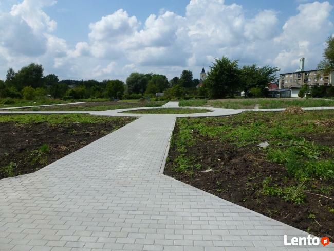 ŚWIADCZYMY USŁUGI WSZELKIEGO RODZAJU PRACE ZIEMNE