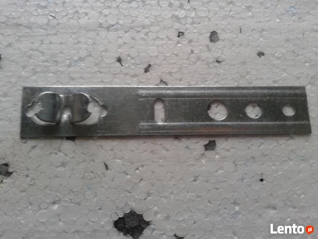 Kotwy, blachy, śruby, dyble do montażu okien PCV