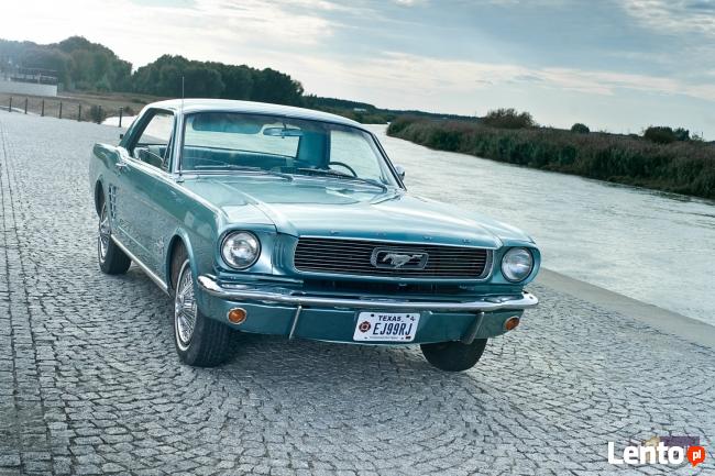 auto do ślubu Mustang 66