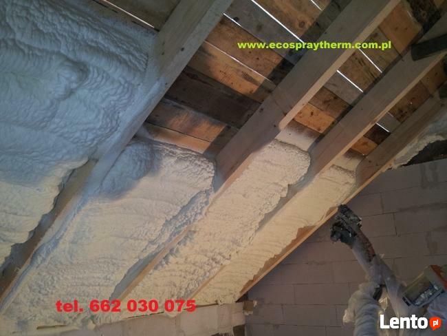 Ocieplenie poddasza dachu pianka PUR