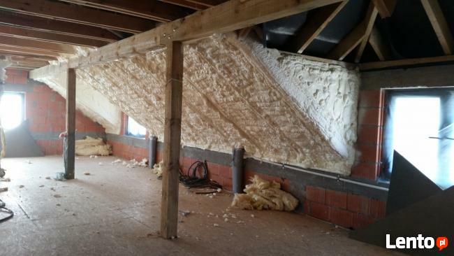 Ocieplenie dachu poddasza pianka PUR