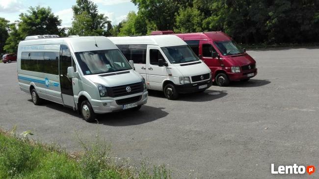 Przewóz osób wynajem busów oraz autobus przewóz pracowników