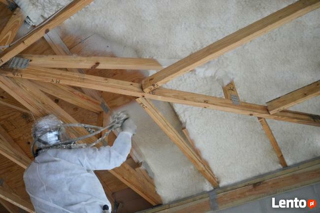 ocieplanie Piana PUR poddasza fundamenty