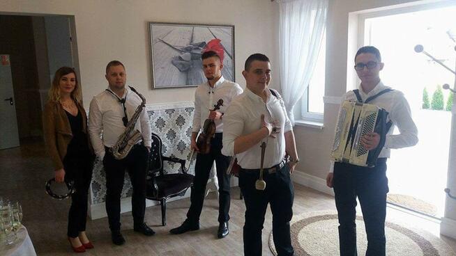Zespół muzyczny RIVIA