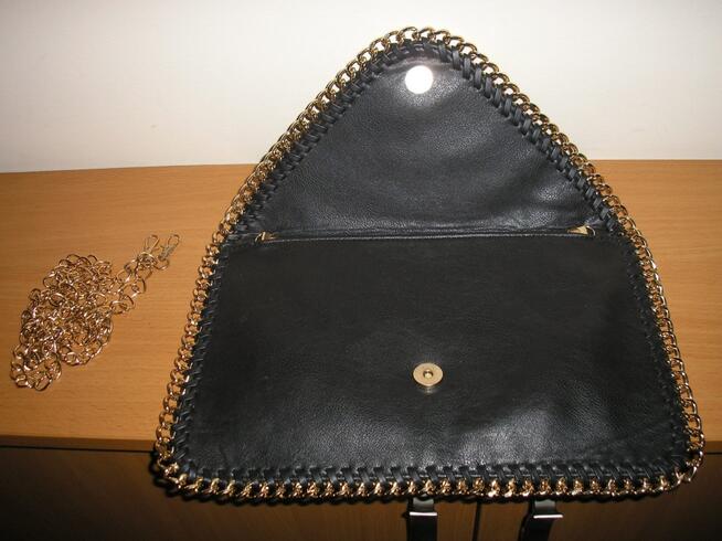 czarna torebka-kopertówka Forever