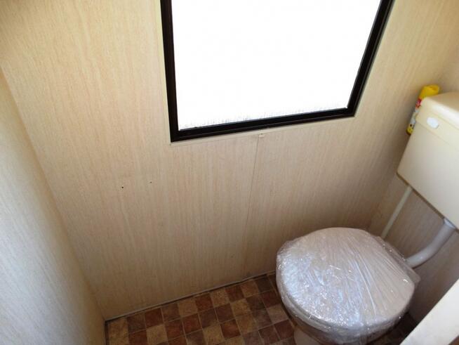 DOMEK HOLENDERSKI LETNISKOWY KEMPINGOWY NOWY SACZ 3 sypial.