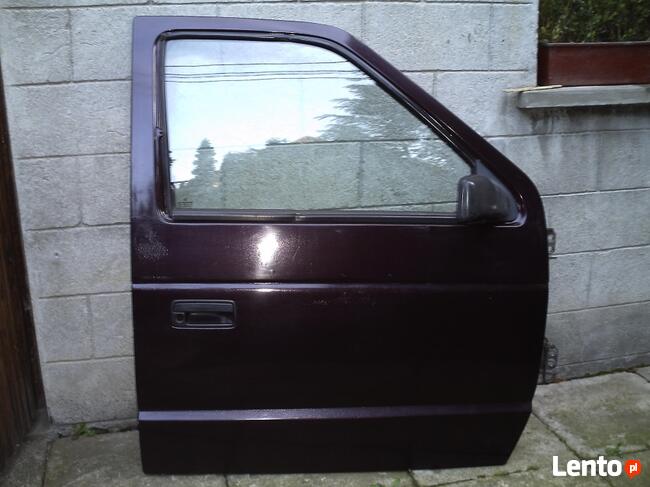 czesci chrysler voyager 84-95 r atrapa zderzaki drzwi szyby