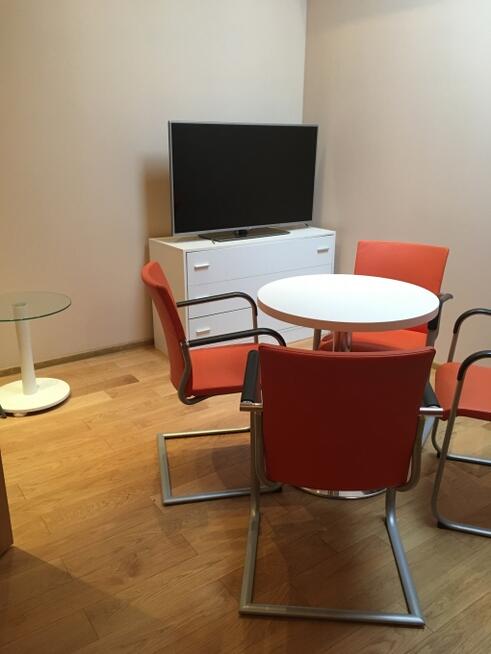 Coworking - biurka, mikrobiura, sale konferencyjne