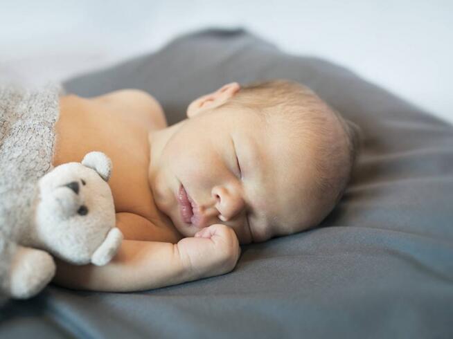 Fotografia Noworodkowa i Dzięcięca Miechów Kraków Brzesko Ch