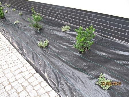 AGROTKANINA MATA POD żwirek KAMIEŃ GRYS otoczak kora chwasty