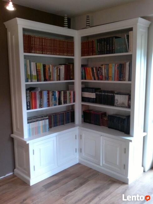 Biblioteczka z drewna dębowego. Regał na książki