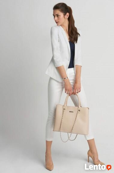 Granatowy t-shirt Orsay