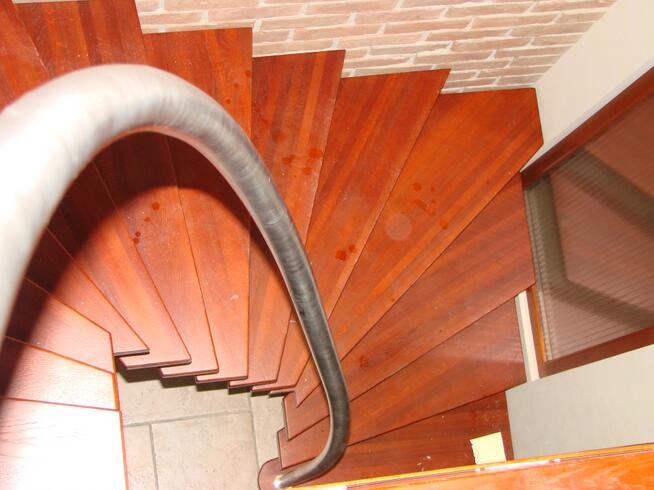 Niepowtarzalne SCHODY metalowe nierdzewne stalowe