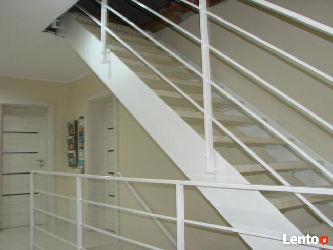 Niepowtarzalne SCHODY metalowe nierdzewne stalowe