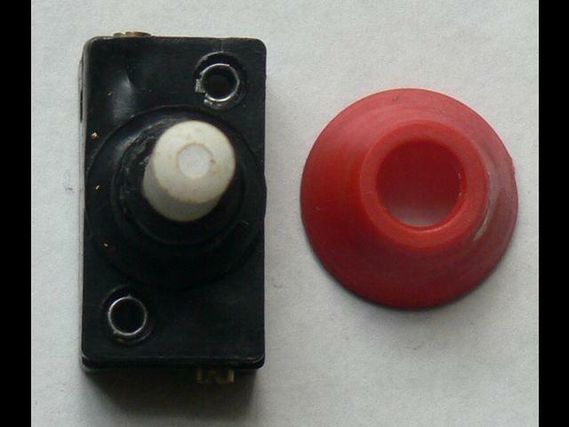 Wyłącznik do maszyny do szycia lub lampki.