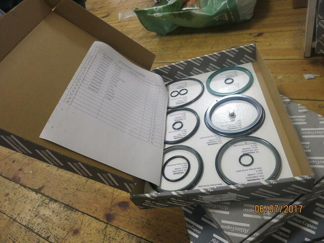 Naprawa i serwis młotów hydraulicznych Rockbreakers