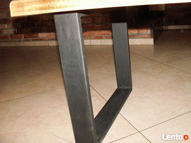 Stary stolik, ława, stół, stare drzewo. loft, retro