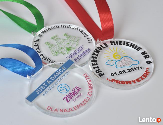 Medal okolicznościowy z plexi / medal drewniany