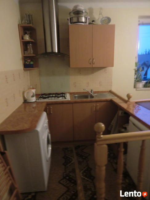 samodzielny pokój z aneksem kuchennym MARKI