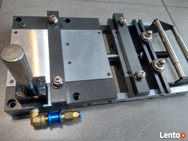 Podajniki pneumatyczne A1515 do prasy mimośrodowej