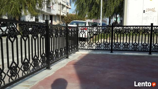 Ogrodzenia, balustrady modułowe z plastiku